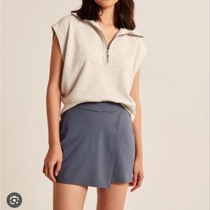 Abercrombie traveler skirt